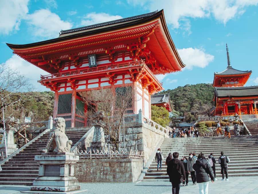 [2.3km / 1.43mi] Kyoto East Early Morning Walking Tour - Why an early-morning Higashiyama walk makes sense