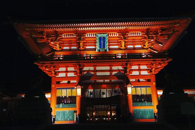 4 hours private tour of Kyoto - Stop 3 and 4: Gion Streets and Yasui-Konpiragu’s Surprise Shrines