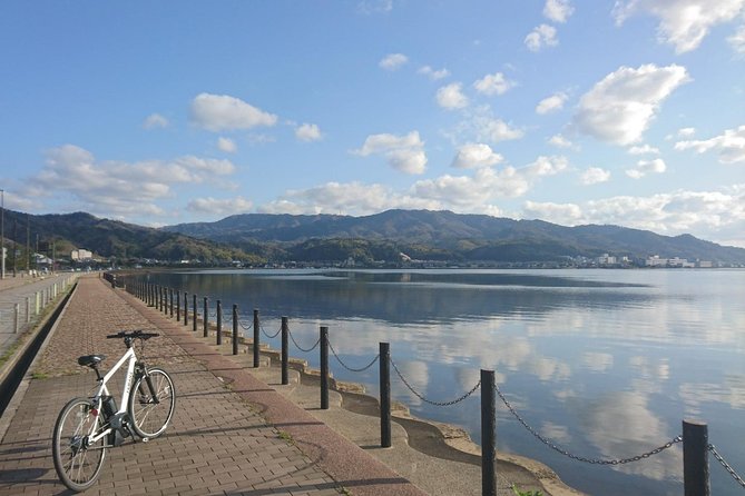 Amanohashidate Sand bar & culture e-bike tour - Manai Shrine: bamboo, sacred water, and a long story