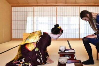 Authentic Kyoto Gion Geisha/Maiko Cultural Experience - The 90-minute flow: Hanamikoji Street walk, then tatami tea and dance