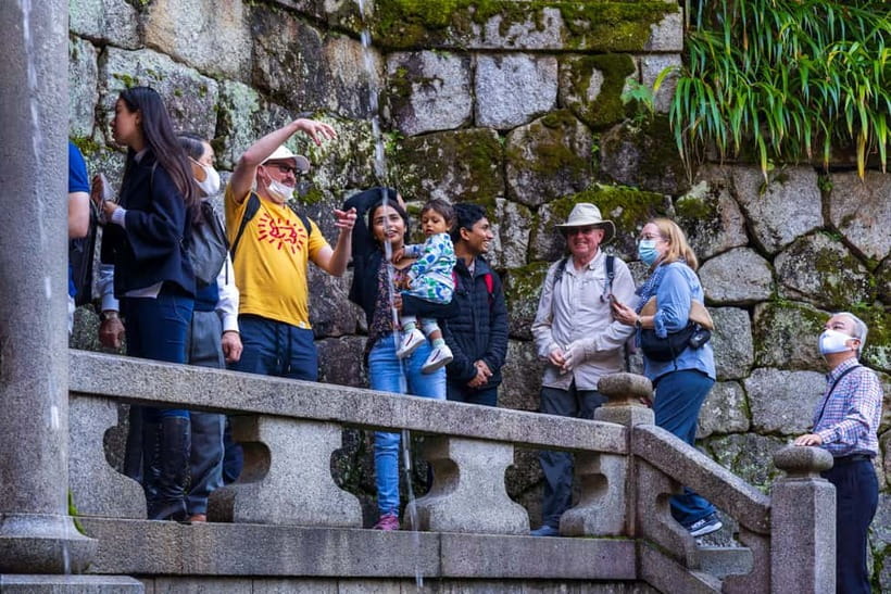 Best of Kyoto: Red Gates of Fushimi Inari & Kiyomizu Temple - Higashiyama, Sannenzaka, and Ninenzaka: walking the preserved streets for real atmosphere