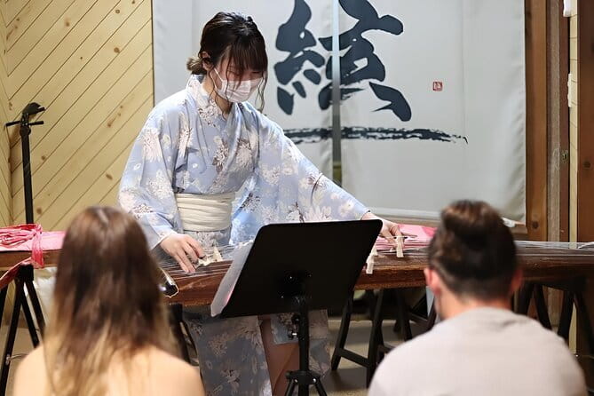 Concerts Played with Traditional Instruments in Kyoto - The 50-Minute Show: Classical Names, Modern Mix, and Real Emotion