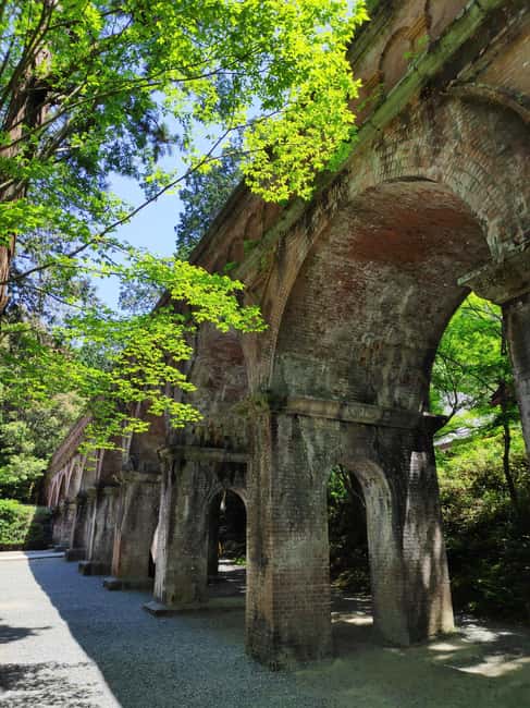 Craig's Kyoto Private Luxury Alphard Tour / The Early Riser - Kinkakuji and Ryoanji: Seeing Two Temple Styles With Less Noise