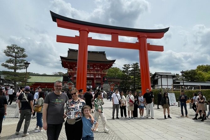 Discover Kyoto by Bike Full Day Tour - Nishi Honganji and the Kamo River: Quiet Power and Local Rhythm