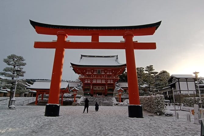 Early Half Day to Kyoto Highlights - Meet at Kyoto Tower Starbucks: Getting Oriented Fast