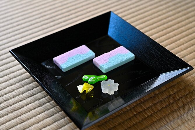 Experience a tea ceremony in an authentic tearoom, in Kyoto! - A 130-year Kyoto townhouse tea room moment