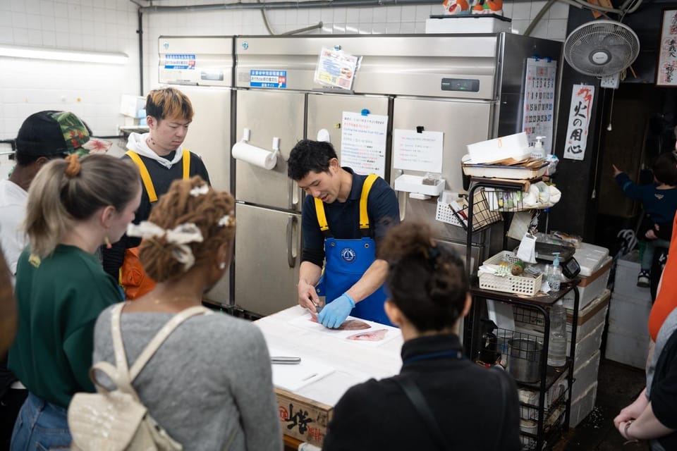 Fish cutting class - Dietary notes: gluten-free and halal soy sauce