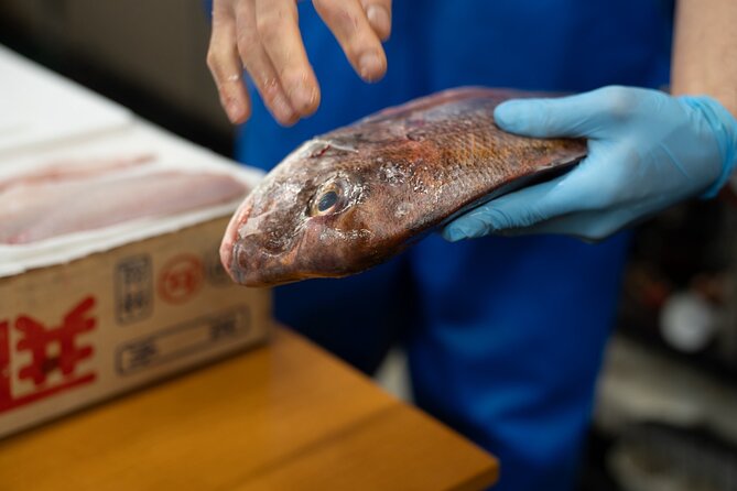 Fish Cutting workshop in Kyoto Japan - Knife skills and safety: what beginners should know