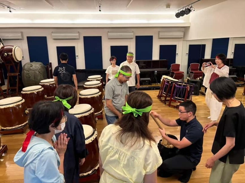 From Kyoto: Japanese Drum Taiko Workshop in Osaka - What $112 buys: the value of an instructor-led taiko session