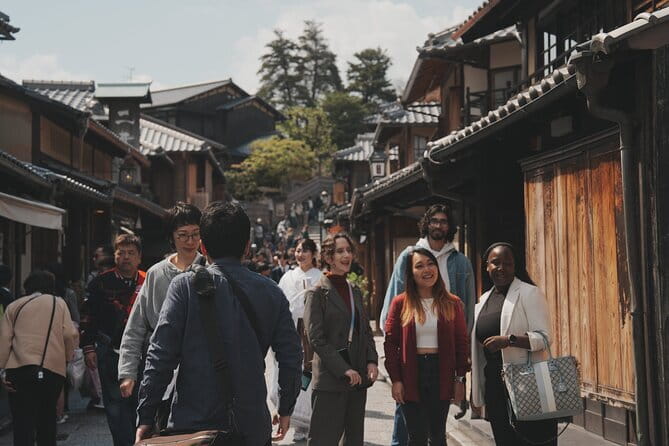 Full-Day Kyoto Group Tour with an Expert Local Guide - Stop 1: Fushimi Inari-taisha—more than torii tunnel photos