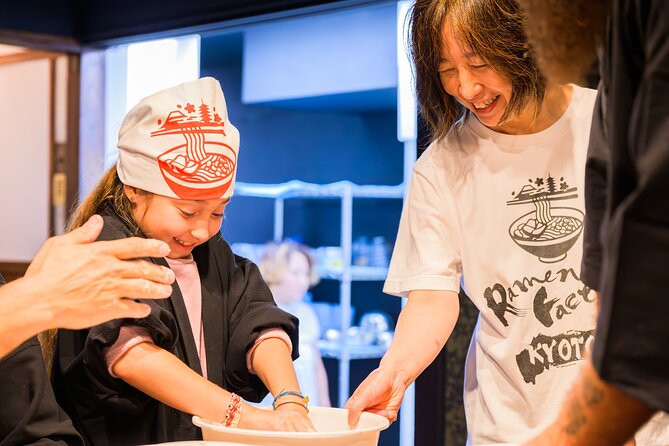 Gyoza Cooking Class in Kyoto: Traditional Japanese Dumplings - The Samurai Photo Moment and the Simple Meal Reward