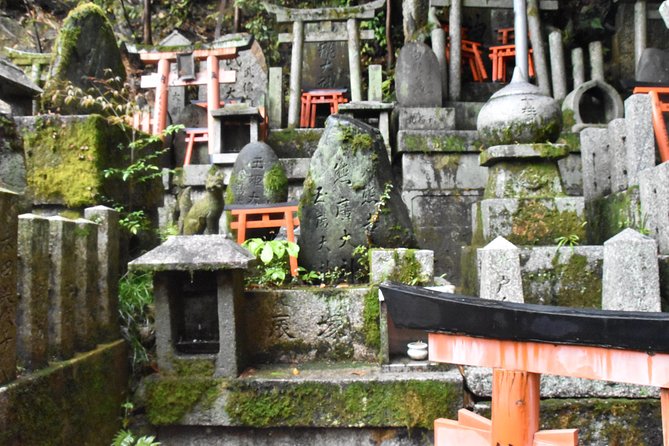 Inside of Fushimi Inari - exploring and lunch with locals - The 233m Summit Shrine: A Short Uphill for Big Payoff