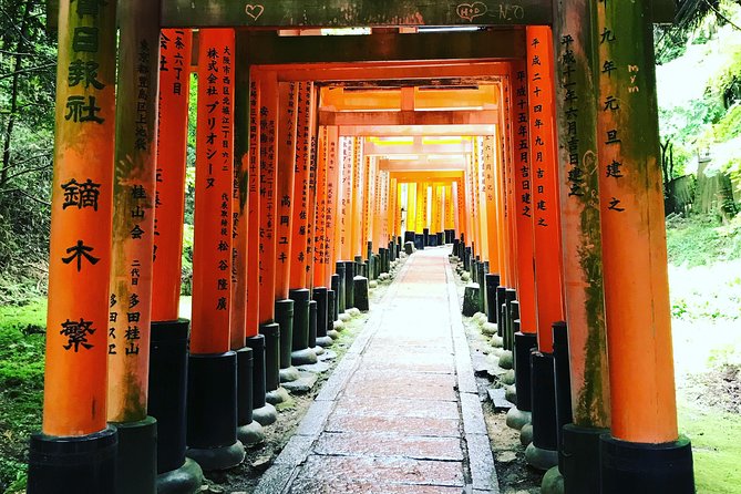 Inside of Fushimi Inari - exploring and lunch with locals - Lunch at a Traditional Soba Restaurant (Plus Inari Sushi)