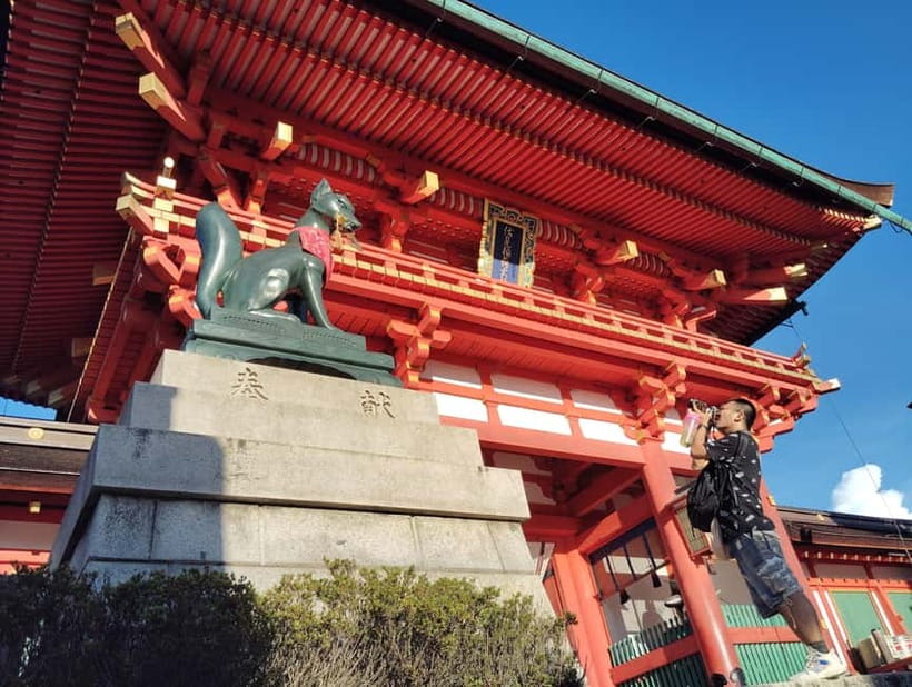 Kyoto: 1.5-Hour Guided Tour of Fushimi Inari Shrine - Timing reality: the short tour can feel short