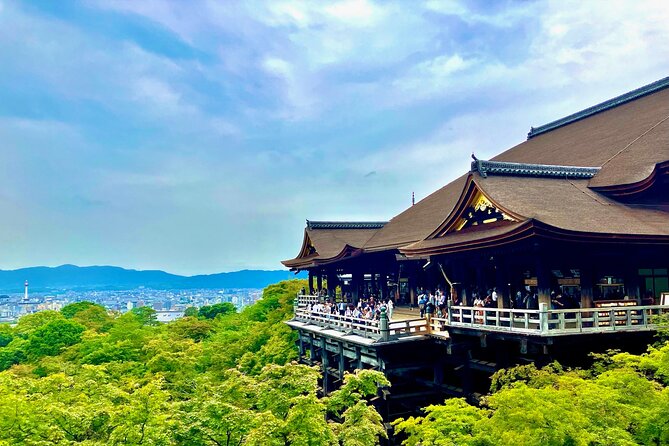Kyoto 1 Day Golden Route Bus Tour - Start Time and Meeting Point: Kyoto Station at 8:15