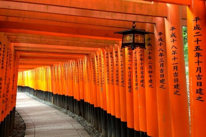 Kyoto 1 Day Golden Route Bus Tour - Kyoto Handicraft Center: 30 Minutes for Souvenirs That Actually Fit