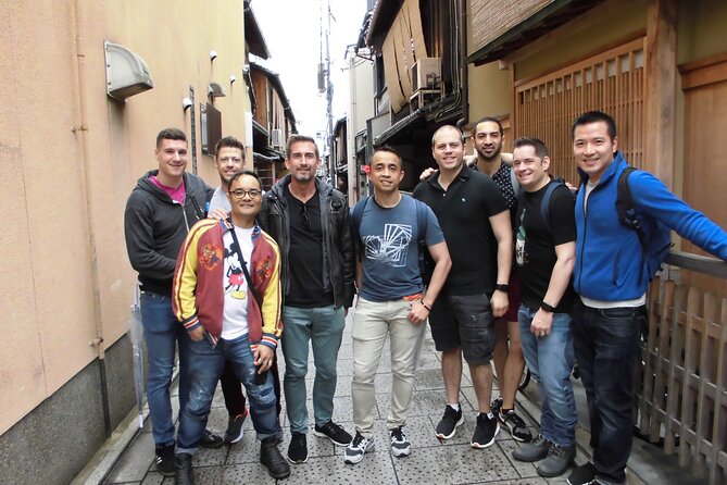 Kyoto 4 hr Gion Private Guided Tour & Maiko or Geisha Dinner - Price and Value: Is $578.56 Per Person Reasonable?