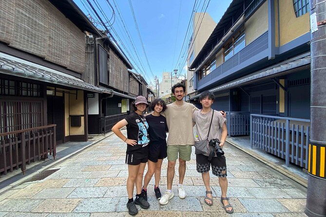 Kyoto 8hr Private Tour with Government-Licensed Guide - Government-licensed Kyoto: why the guide matters