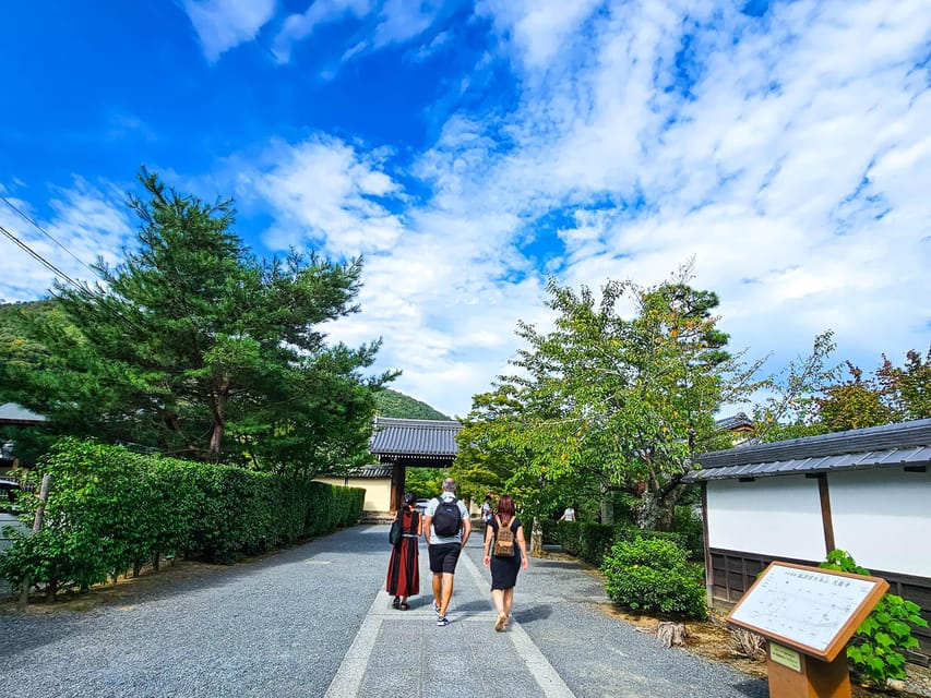 Kyoto: Arashiyama Bamboo, Togetsukyo bridge, Sanso, and more - Guides Matter: Small Group Energy and Real Problem-Solving