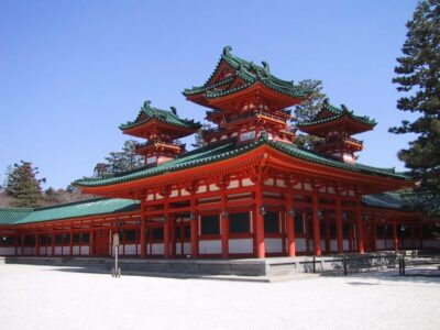 Kyoto: Authentic Biking Half Day Experience - Meeting at Gojo Station, then gliding into Gion
