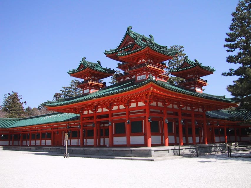 Kyoto: Authentic Biking Half Day Experience - Meeting at Gojo Station, then gliding into Gion