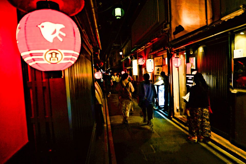 Kyoto : Bar Hopping Tour in Pontocho Alley at Night - Guide Quality Makes the Difference: Miku, Hide, and J