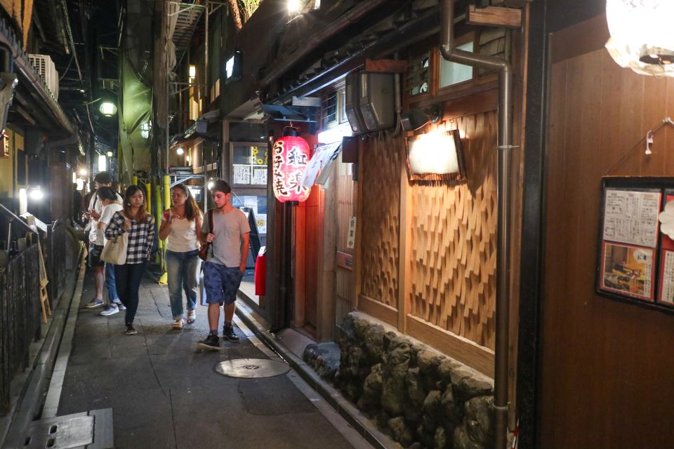 Kyoto : Bar Hopping Tour in Pontocho Alley at Night - Meeting at Gion-Shijo and Starting on the Right Foot