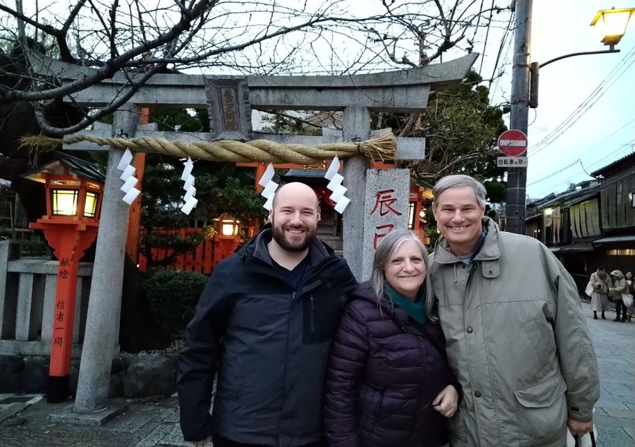 Kyoto: Casual Pontocho Evening Food Tour - The guide matters: why Eduardo, Micky, Thomas, and more show up in the top ratings
