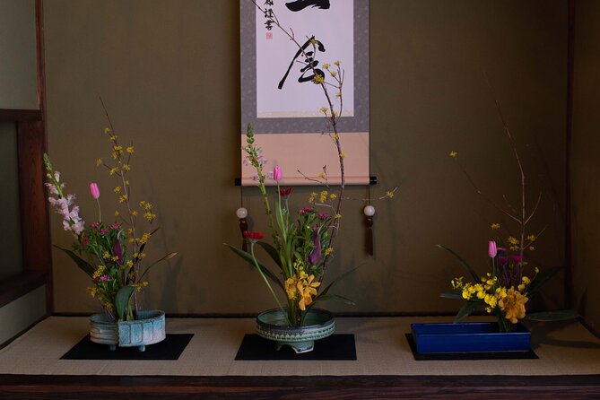 Kyoto Cultural IKEBANA Experience@SEKKA FLOWERS - Your Instructors: Warm Help, Real Guidance