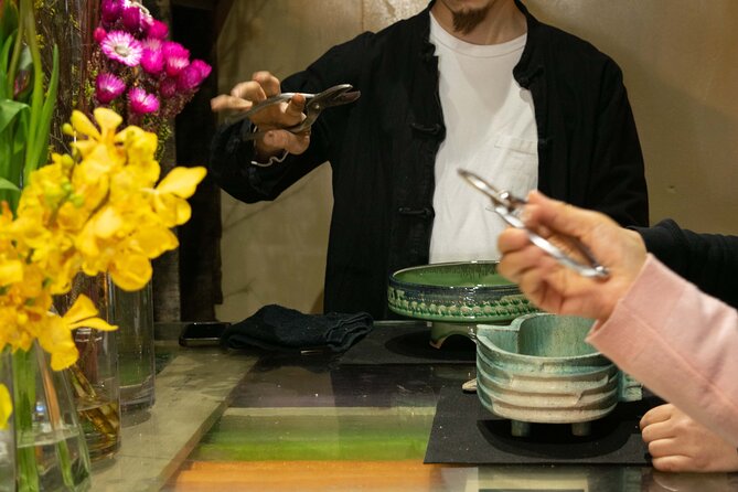 Kyoto Cultural IKEBANA Experience@SEKKA FLOWERS - The 40-Minute Flow: What You Actually Do