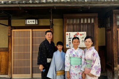 Kyoto Custom Private Car Tour with Local Guide - Arashiyama: bamboo grove walking plus Sagano Scenic Railway views