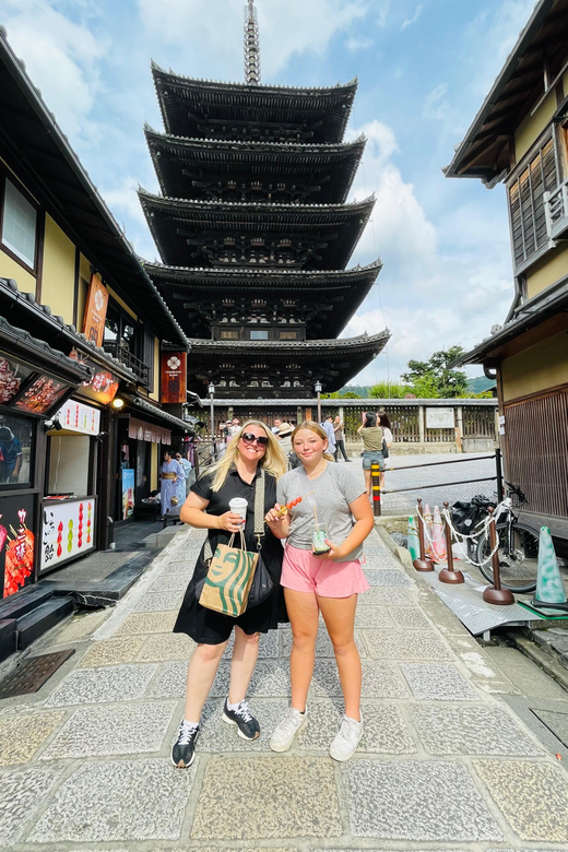 Kyoto Day Tour with Certified Tour Guide & Luxury vehicle - Pickup and the Vehicle Expectation Check
