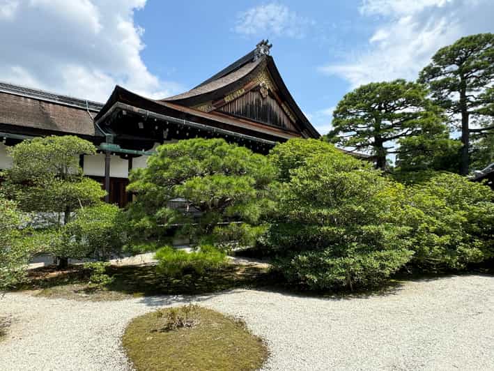 Kyoto: Discover Every Bit of Kyoto Imperial Palace - Meeting at Hamaguri Gomon Gate: start where the story begins