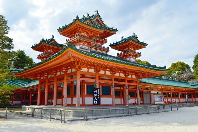Kyoto E-Bike Tour of Hidden Gems, Backstreets and Temples - Why Kyoto works so well for an e-bike ride