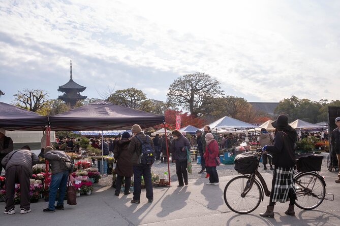 Kyoto Flea Market Cultural Exchange with English Learners - Price and value: why $13 per person can make sense