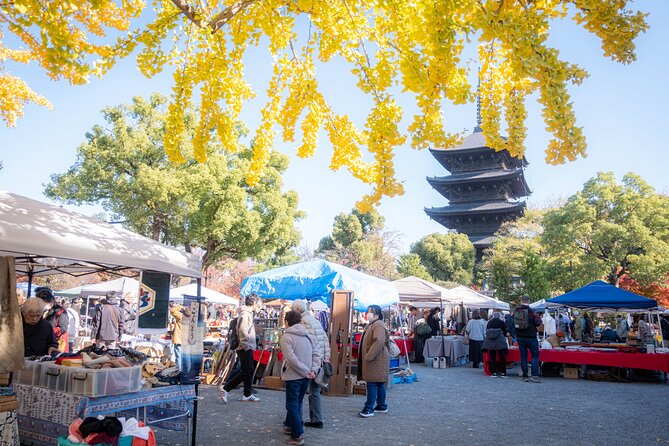 Kyoto Flea Market Cultural Exchange with English Learners - Kobo-ichi and Kotto-ichi: what you’ll see in the stalls