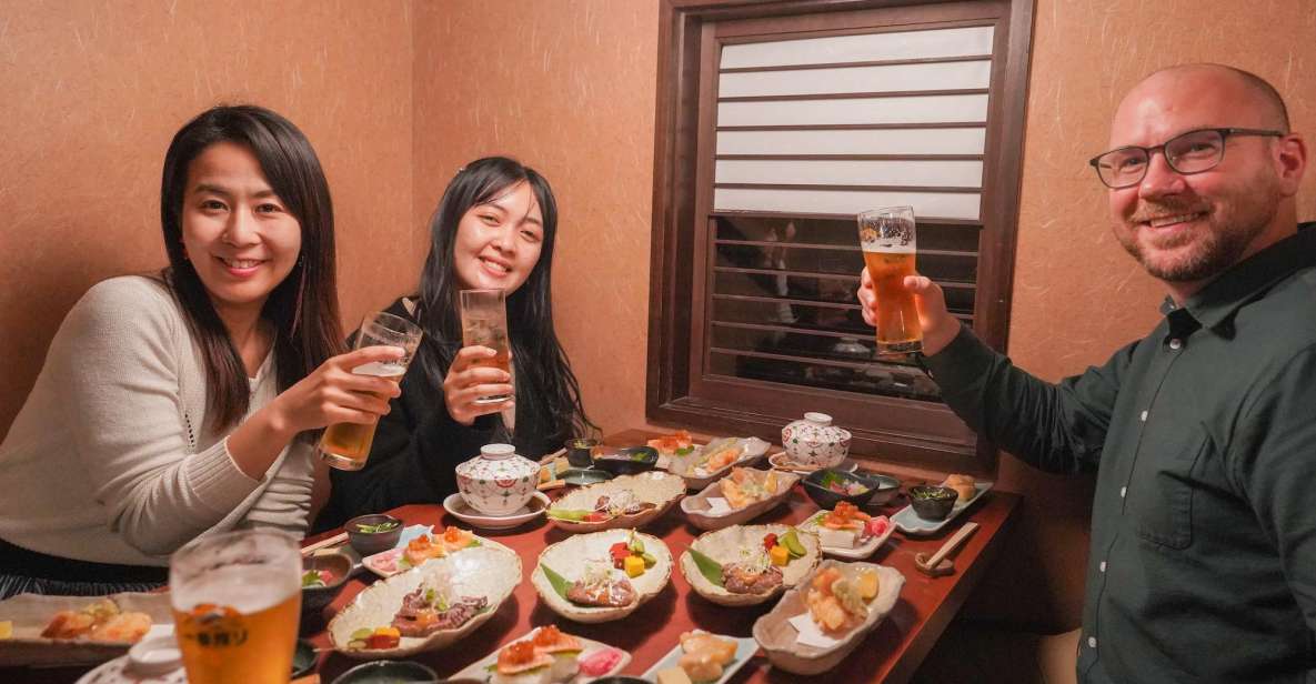 Kyoto: Foodie Night Tour in Gion with 9 dishes + 6 Sake - Meeting at Gion Shijo and Getting Oriented Fast