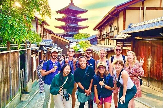 Kyoto Full Course Tour: Explore 10 Must-See Sights & Hidden Gems - Kiyomizu-zaka and Sanneizaka: street time that feels like real Kyoto