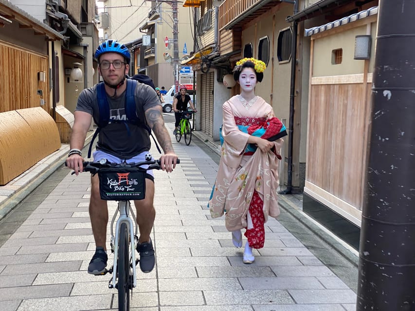 Kyoto: Full-Day City Highlights Bike Tour with Light Lunch - Why this bike tour works in Kyoto (even if you hate buses)