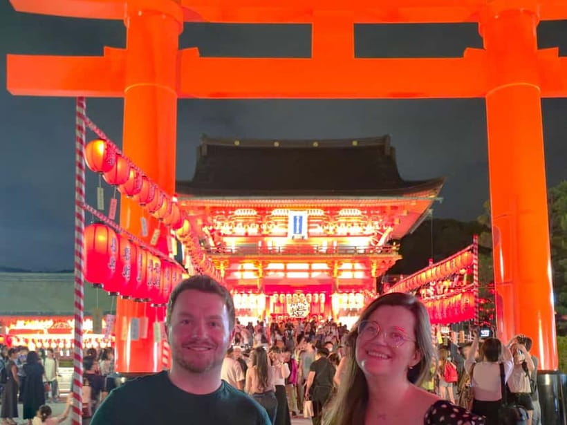 Kyoto: Fushimi Inari Taisha Night Tour with Guide - The 2-hour walk through torii gates: lights, shadows, and the photo rules