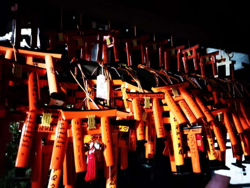 Kyoto: Fushimi Inari Taisha Night Tour with Guide - From the mountaintop view: Kyoto lights as a night-sky substitute