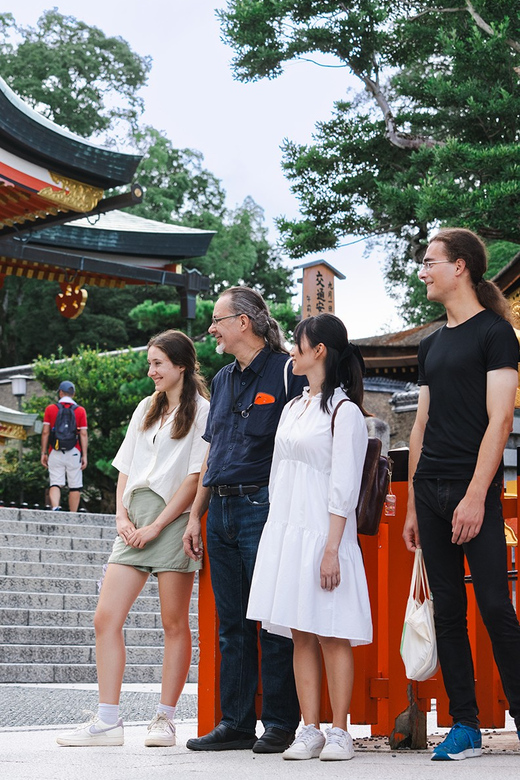 Kyoto: Fushimi Inari Taisha Shrine Walking Tour with Guide - Kyoto Station to Fushimi Inari: the smart way to start, step by step
