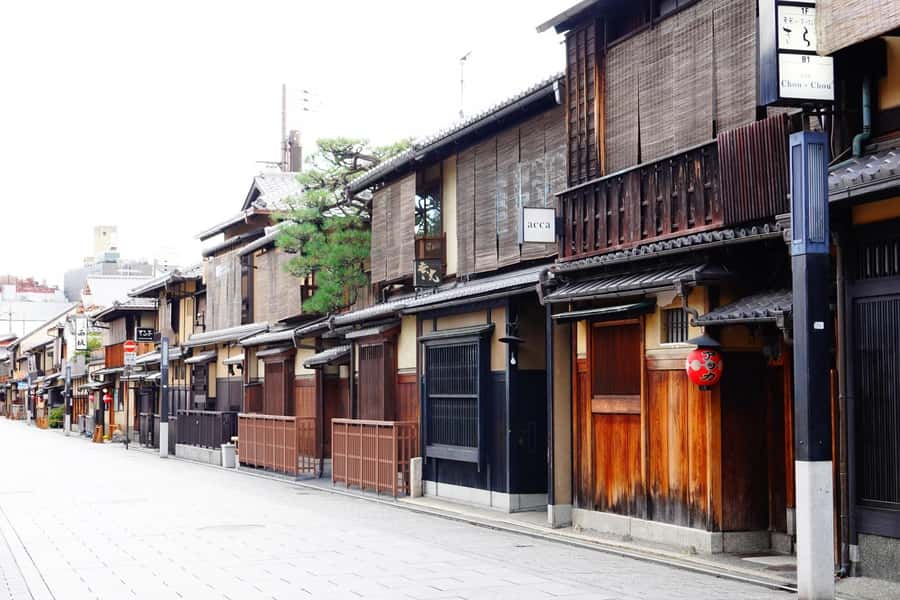 Kyoto: Gion Morning/Night Walking Tour - Price and what you actually get for $40