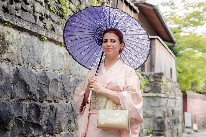 Kyoto Gion Photoshoot - Private Session | Pro Photographer - Walking Gion: Traditional Streets, Real Kyoto Angles