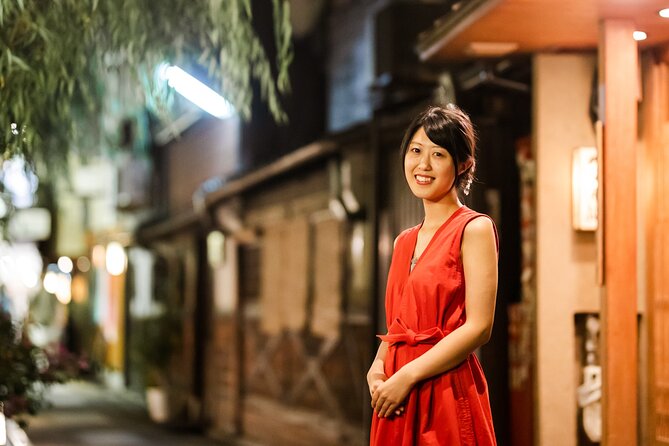 Kyoto Gion Private Tour with a Local Guide – Geisha District - Shinbashi Dori and Tatsumi Bridge: Willows, Street Scenes, and a Local Photo Spot