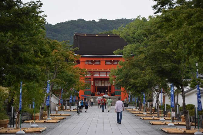 Kyoto Guided Walking Tour Highlight of Kiyomizu & Fushimi Inari - Why This Half-Day Kyoto Walk Feels Worth Your Time