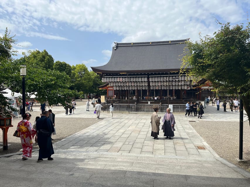 Kyoto: Half-Day Private Guided Tour to the Old Town of Gion - Kamo River to Shirakawa Street: Start Where Locals Breathe