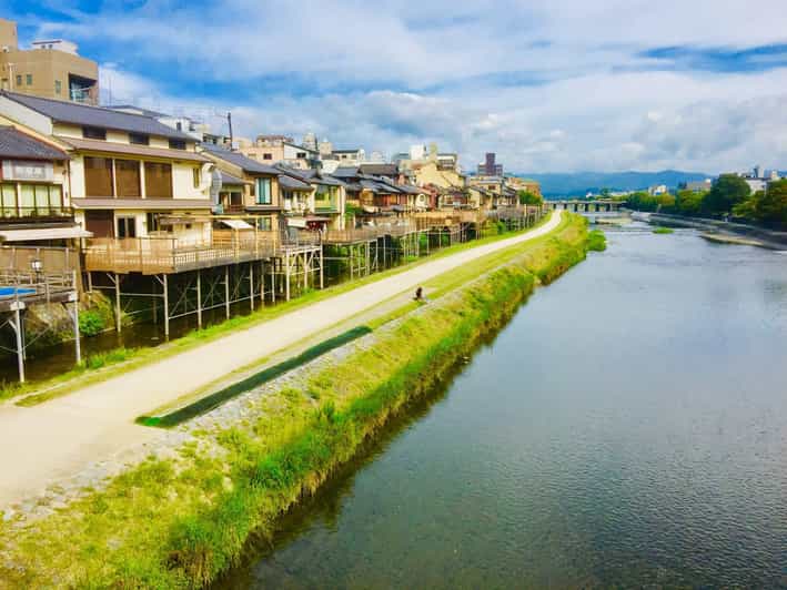 Kyoto: Half-Day Private Guided Tour to the Old Town of Gion - Sannenzaka and Ninenzaka: Old Town Streets You Can Actually Enjoy