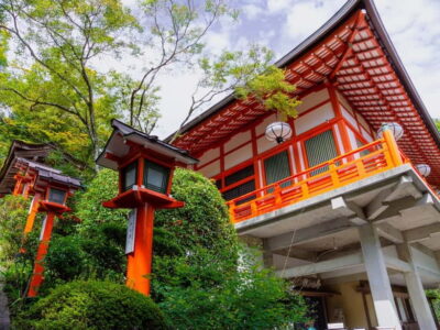 Kyoto: Hike and Hot Springs in Kurama - Getting There: Demachiyanangi to the Mountains in a Single Flow