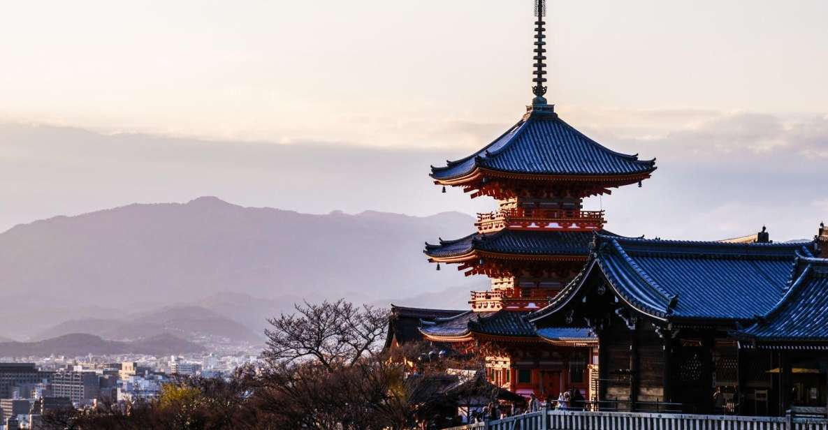 Kyoto: Historic Higashiyama Walking Tour - Higashiyama in four hours: why this route makes sense